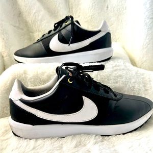 Nike Cortez G Golf Shoes. Women’s 8.5 Black and White